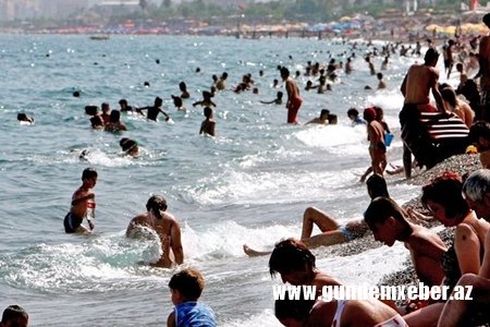 Özəl çimərliklərin “yandıran” qiymətləri – SİYAHI