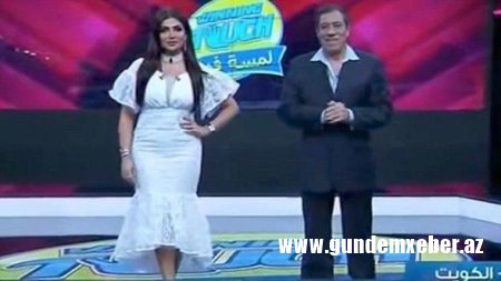 Aparıcı geyiminə görə canlı yayımdan qovuldu – FOTO