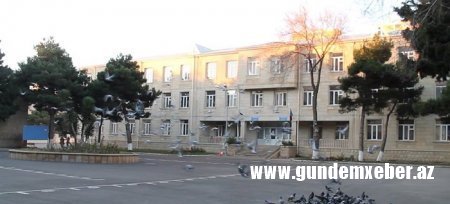 220 saylı məktəbdəki qalmaqalla bağlı yeni faktlar - Direktora qarşı korrupsiya iddiası