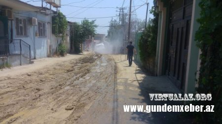 Bakının mərkəzində bir küçənin sakinləri 10 gündür susuz qalıb - foto