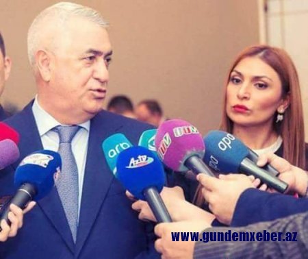 Cavid Qurbanovun Mətbuat Katibindən gözlənilməz paylaşım-Sevinc Qədirovanın "donuz əti keyfi"-Fotofakt