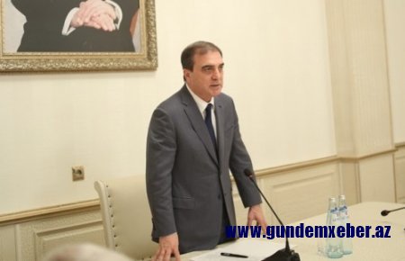 Gəncənin yeni başçısı daha bir nəfəri işdən çıxardı