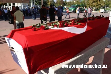 Etimad İsmayılov torpağa tapşırılıb - YENİLƏNİB (FOTO)