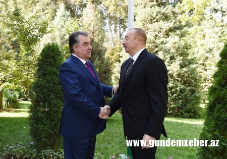 Prezident İlham Əliyev Düşənbədə MDB Dövlət Başçıları Şurasının məhdud tərkibdə görüşündə iştirak edib (FOTO)
