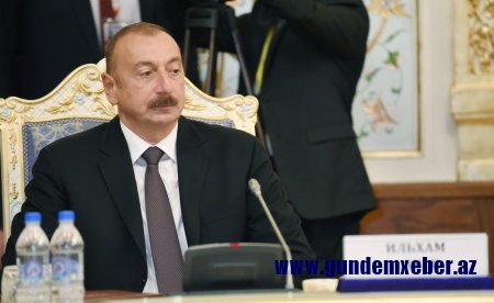 Prezident İlham Əliyev Düşənbədə MDB Dövlət Başçıları Şurasının məhdud tərkibdə görüşündə iştirak edib (FOTO)