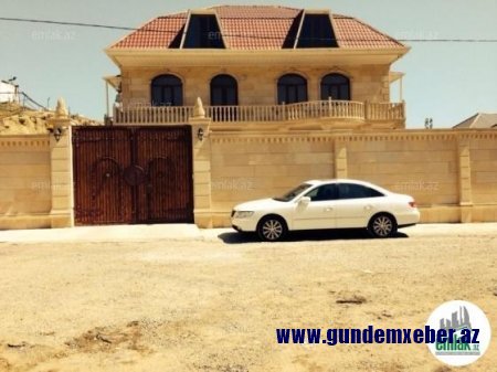 Bakıda villalar dəyər-dəyməzinə satışa çıxarıldı - FOTOLAR