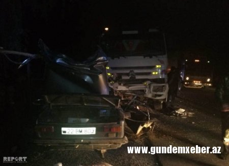 BƏRDƏDƏ AĞIR YOL QƏZASI NƏTİCƏSİNDƏ ÖLƏNLƏRİN SAYI 4 NƏFƏRƏ ÇATIB - FOTO - YENİLƏNİB