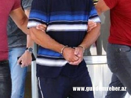 Arvadı ilə cinsi əlaqədə olan bank müdirini kəlbətinlə zorladı - VİDEOya çəkdi - FOTO