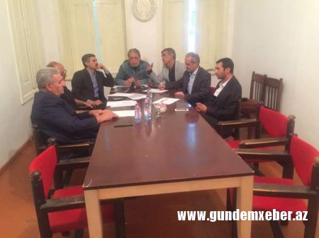 SMMM-in koordinatoru ''atışma zonası''na ''bomba'' atdı...