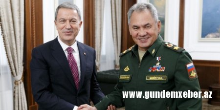 Fransa və Rusiya prezidentləri Suriya məsələsini müzakirə ediblər