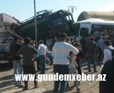 Qatarla toqquşan avtobusda yaralanan oğlanı səhv əməliyyat etdilər - “Ayşən LTD” pul ödəməkdən İMTİNA ETDİ - VİDEO