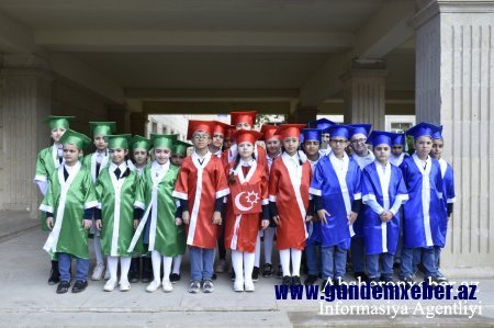 Abşeronda Dövlət Bayrağı Günü münasibətilə ümumrayon bayramı keçirildi
