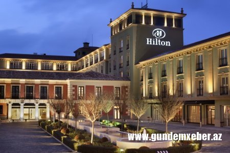 Dünyaca məşhur hoteldə səfir qalmaqalı