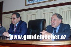 Bakı Dövlət Universitetində istefalar başladı – SABİQ REKTORUN “SAĞ ƏLİ” DƏ UNİVERSİTETDƏN ƏŞYALARINI DAŞIDI
