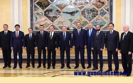 Novruz Məmmədov Nazarbayevlə görüşdü