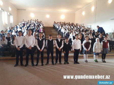 Binəqədidə yol polisi şagirdləri maarifləndirib hədiyyələr verdi –  FOTO/VİDEO