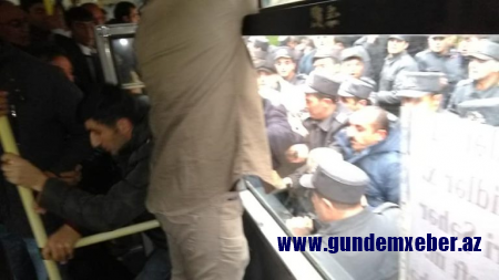 AXCP sədri Əli Kərimli və digər siyasi fəallar məhkəmənin qərarı ilə cərimə edilərək azadlığa buraxılıblar 