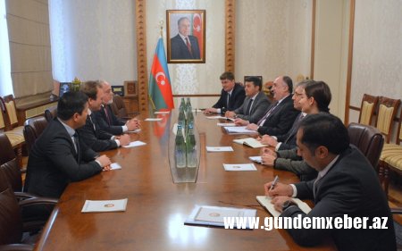 Elmar Məmmədyarov ABŞ-ın tanınmış din xadimlərini qəbul edib