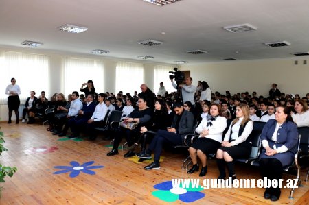 “Yol hərəkəti qaydaları və nəqliyyat mədəniyyəti” adlı tədbir keçirildi - FOTOLAR