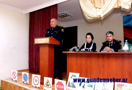 “Yol hərəkəti qaydaları və nəqliyyat mədəniyyəti” adlı tədbir keçirildi - FOTOLAR