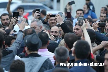 Ermənistanda bu dəfə Serj Sərksiyanın partiyası seçkiqabağı əngəllərdən şikayət edir