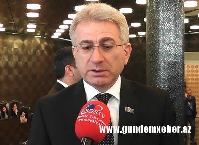 BƏXTİYAR ƏLİYEVİN KAFEDRASININ TƏLƏBƏSİ MÜBARİZ İBRAHİMOVU NİYƏ TƏHQİR EDİR?