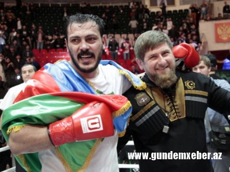 Kadırov rəqibini nokauta salan Zabit Səmədovu təbrik etdi
