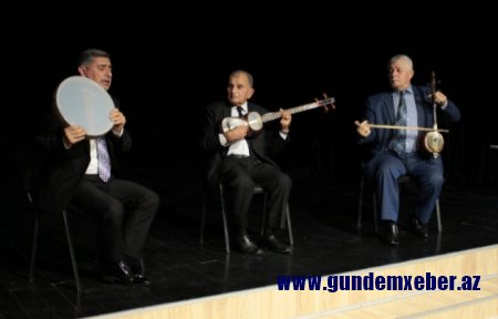 ADMİU-da “Bayatı-Qacar” muğamının təfsiri və nəzəri aspektləri” mövzusunda seminar keçirilib - FOTOLAR