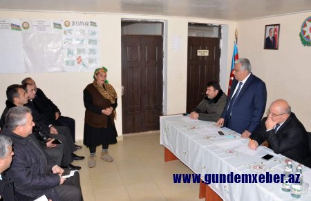 DAŞKƏSƏN RAYON İCRA HAKİMİYYƏTİNİN BAŞÇISI ƏHƏD ABIYEV  ƏHMƏDLİ VƏ DARDƏRƏ  KƏND SAKİNLƏRİNİN NÖVBƏTİ SƏYYAR QƏBULUNU KEÇİRİB - FOTOLAR