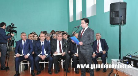 İradə Gülməmmədova Görədil kəndidə növbəti səyyar qəbul keçirdi-Foto