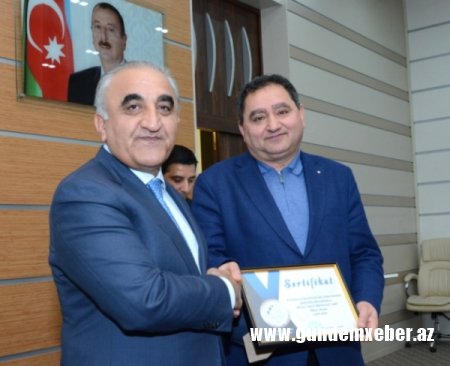 ƏDALƏT MURADOVUN PROFESSOR DİPLOMUNDAN YAZMAQ NİYƏ "QARA SİYAHI"LIQDIR?