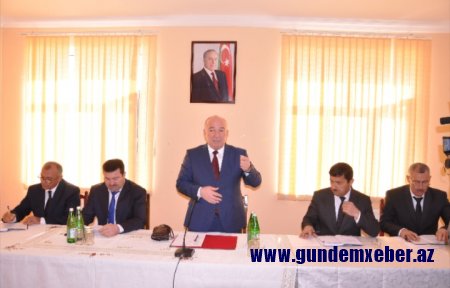 BEYLƏQAN İCRA HAKİMİYYƏTİNDƏ İKİTİRƏLİK: - BAŞÇININ "TOXUNULMAZ" MÜAVİNİ MƏHƏMMƏD QƏLƏNDƏROVUN "OFŞOR SƏLAHİYYƏTLƏRİ"