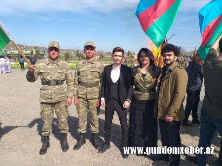 İncəsənət nümayəndələri Cocuq Mərcanlıda əsgərlərimizlə birgə yel çərşənbəsini keçirib -FOTOLAR