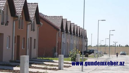 Ölkədən böyük vəsait çıxaran məmur ifşa olundu-FOTOLAR