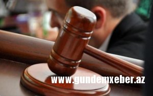Bakıda rəfiqəsini bıçaqlayan futbolçu qıza hökm oxundu
