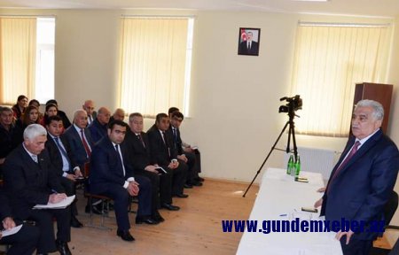 DAŞKƏSƏN RAYON İCRA HAKİMİYYƏTİNİN BAŞÇISI ƏHƏD ABIYEV  QAZAXLI KƏNDİNDƏ VƏTƏNDAŞLARIN NÖVBƏTİ SƏYYAR QƏBULUNU KEÇİRİB