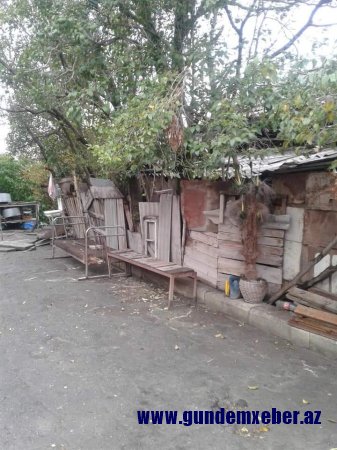 SOS!!!  98 yaşlı qaçqın qadın “tövlə”də yaşayır!-FOTO/VİDEO