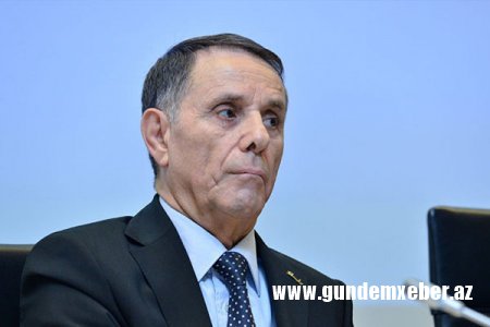 Novruz Məmmədov bu şəxslərin maaşlarını artırdı - 9 manat