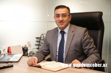 Keçmiş mətbuat katibinin maşınını soydular: "İnanmıram ki, bu, təsadüfi oğurluq olsun" + FOTO