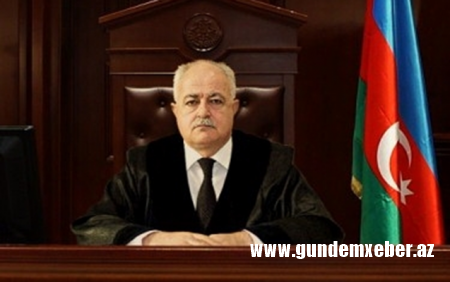 Azərbaycanda hakim tələbə yoldaşının işinə baxmaqdan imtina etdi - O, həm də nazirlikdə işləyib...