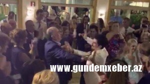 FİT ÇALAN NAZİRİMİZ… – 15 ildir xarici siyasətimizə də fit çaldırır! +VİDEO