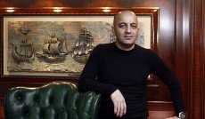 “Özüm özümə nifrət edirəm ki…” – Mənsimov ŞOK VİDEO PAYLAŞDI