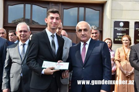 Sumqayıt Dövlət Universitetində Bilik günü” təntənə ilə  qeyd olundu - FOTOLAR