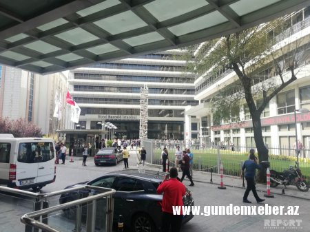 İstanbulda güclü zəlzələ olub, dağıntı var - FOTO - YENİLƏNİB