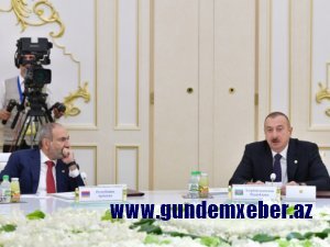 Əliyevlə Paşinyan naharda 2 saat nə danışıblar...