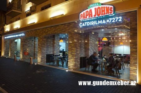  ƏBÜLFƏZİN OĞLUNUN PAPA JOHN'S-u - FOTOLAR