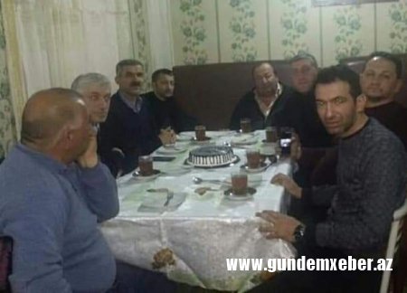 Hüquq müdafiəçisi həmkarının müdafiəsinə qalxdı                             