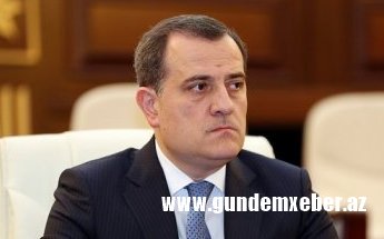 Prezidentin Şamaxıda sökdürdüyü məktəbin invertarların kim satır? – Kuryoz fakt