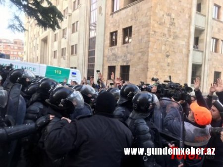 Tbilisidə aksiyanın dağıdılması zamanı 18 nəfər saxlanılıb