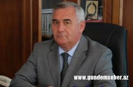 Horadizdə Bayraq meydanını kim təmir edəcək?